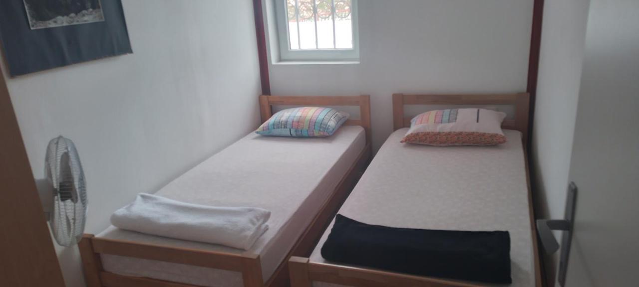 Red Apartman Trebinje Exteriér fotografie