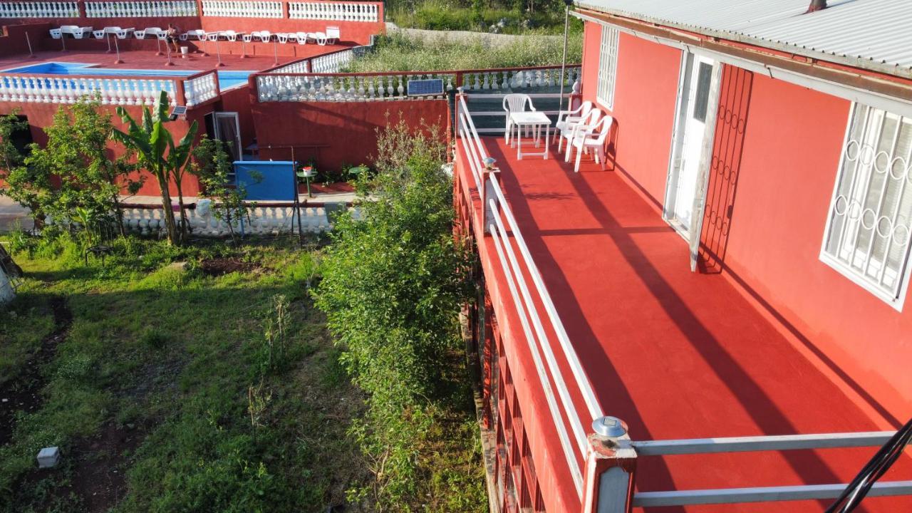 Red Apartman Trebinje Exteriér fotografie