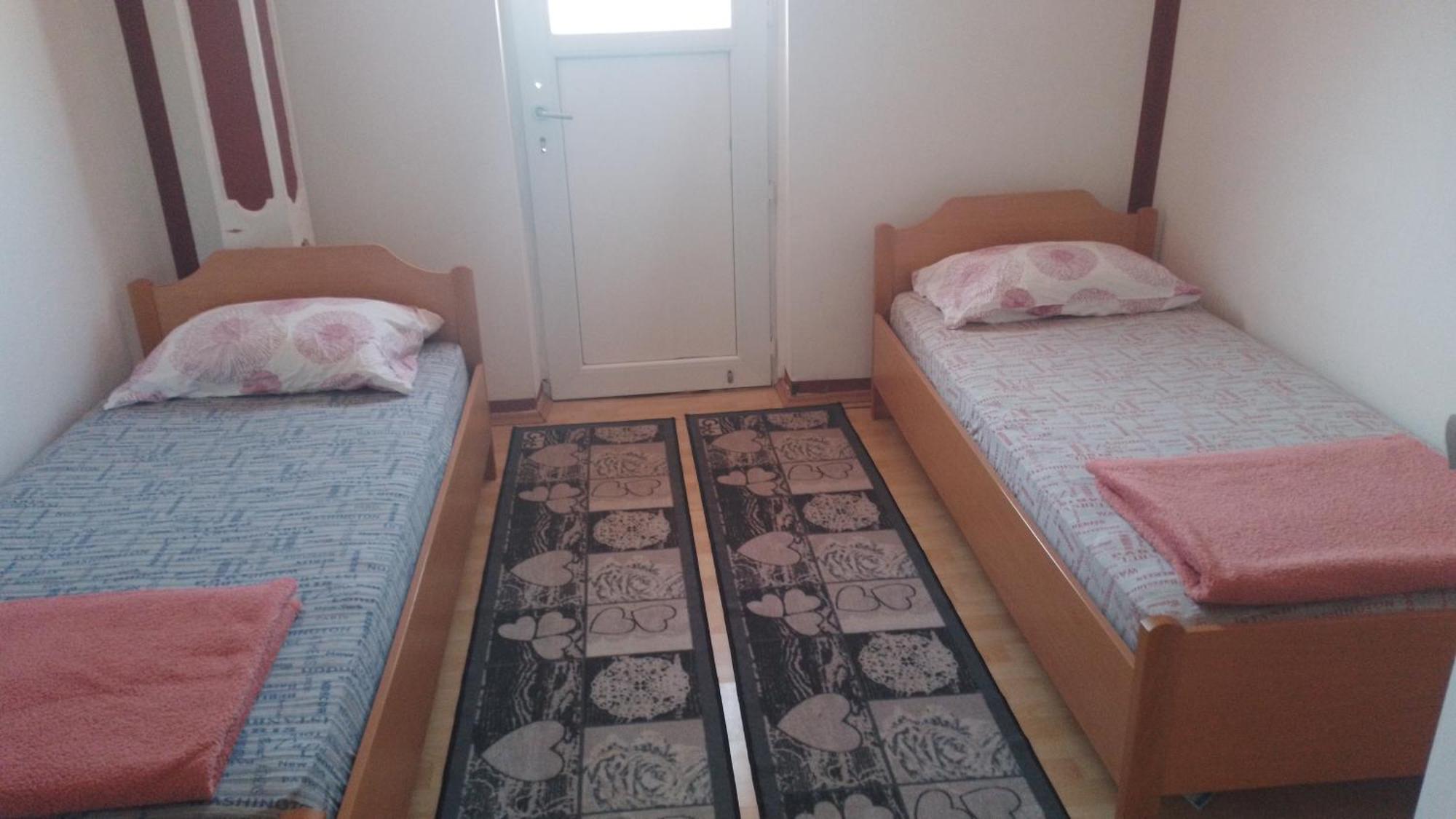 Red Apartman Trebinje Exteriér fotografie